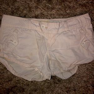 White shorts size 4 in woman’s